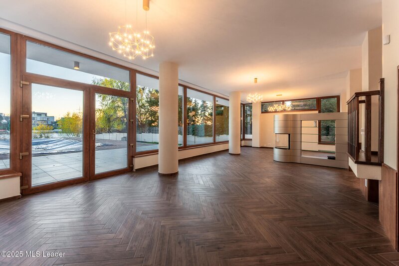 Mogosoaia Vila pe malul lacului Mogosoaia  617 mp total, teren 1182 mp