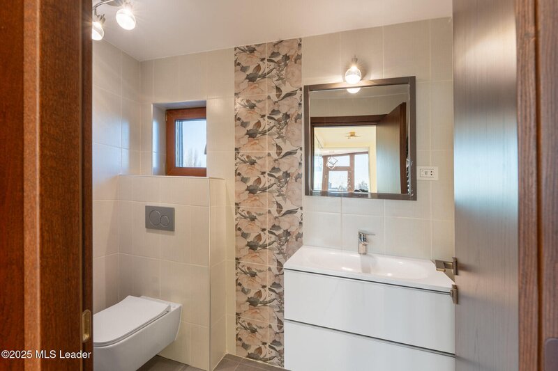 Mogosoaia Vila pe malul lacului Mogosoaia  617 mp total, teren 1182 mp